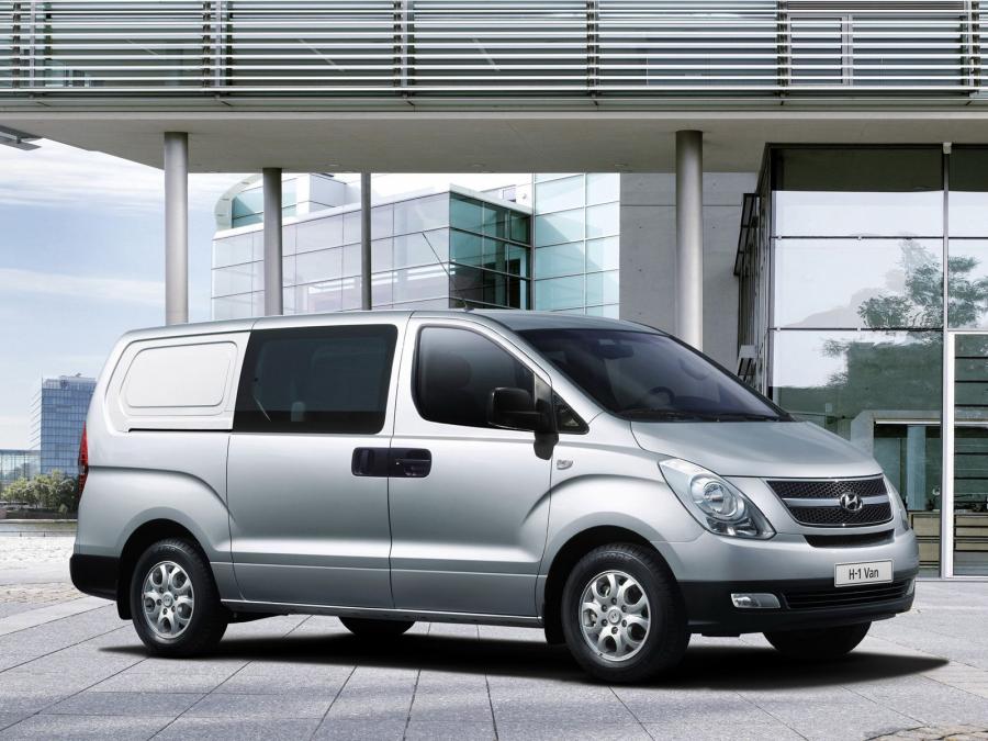  Hyundai H1 Van 2008 года  (фото 7 из 16)